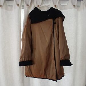 Mycra Pac One reversible travel jacket. Gold/Black Sz 1-S/M (10/12)